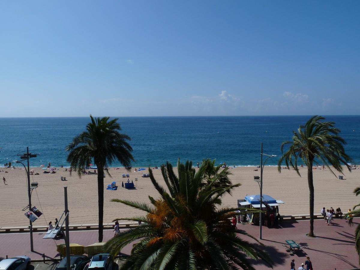 Apartaments Tropic Lloret de Mar Dış mekan fotoğraf